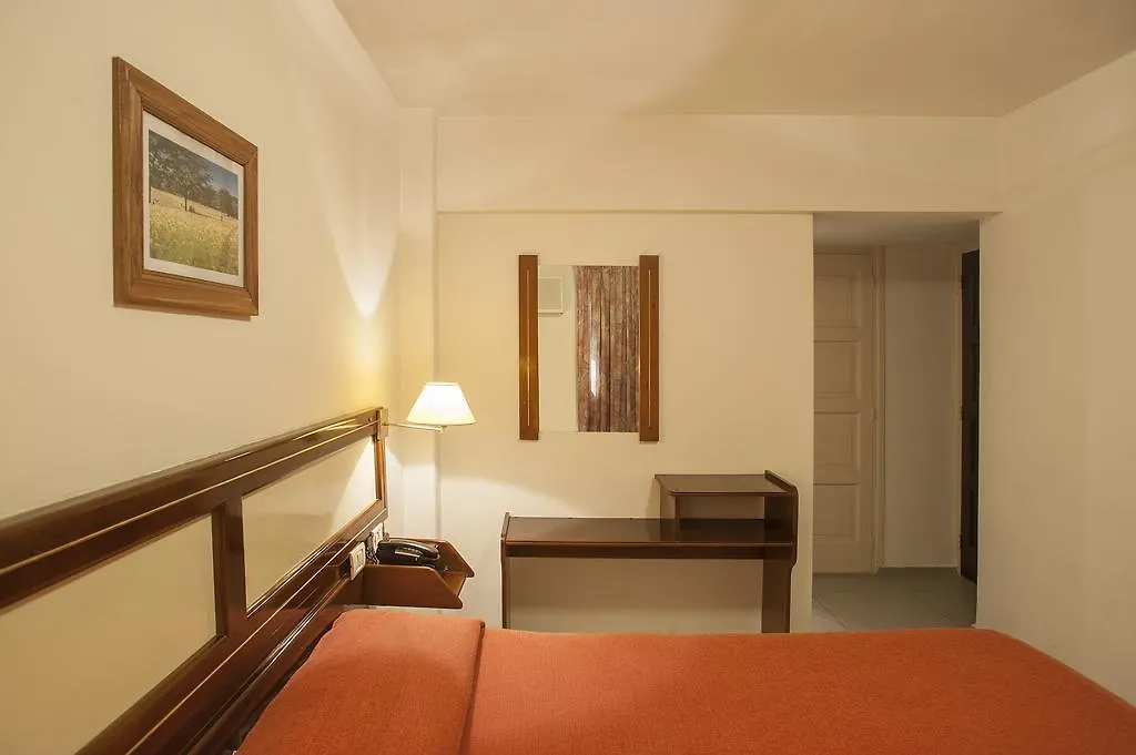 Hotel Carollo Мендоса