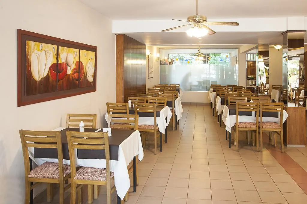 Hotel Carollo Мендоса